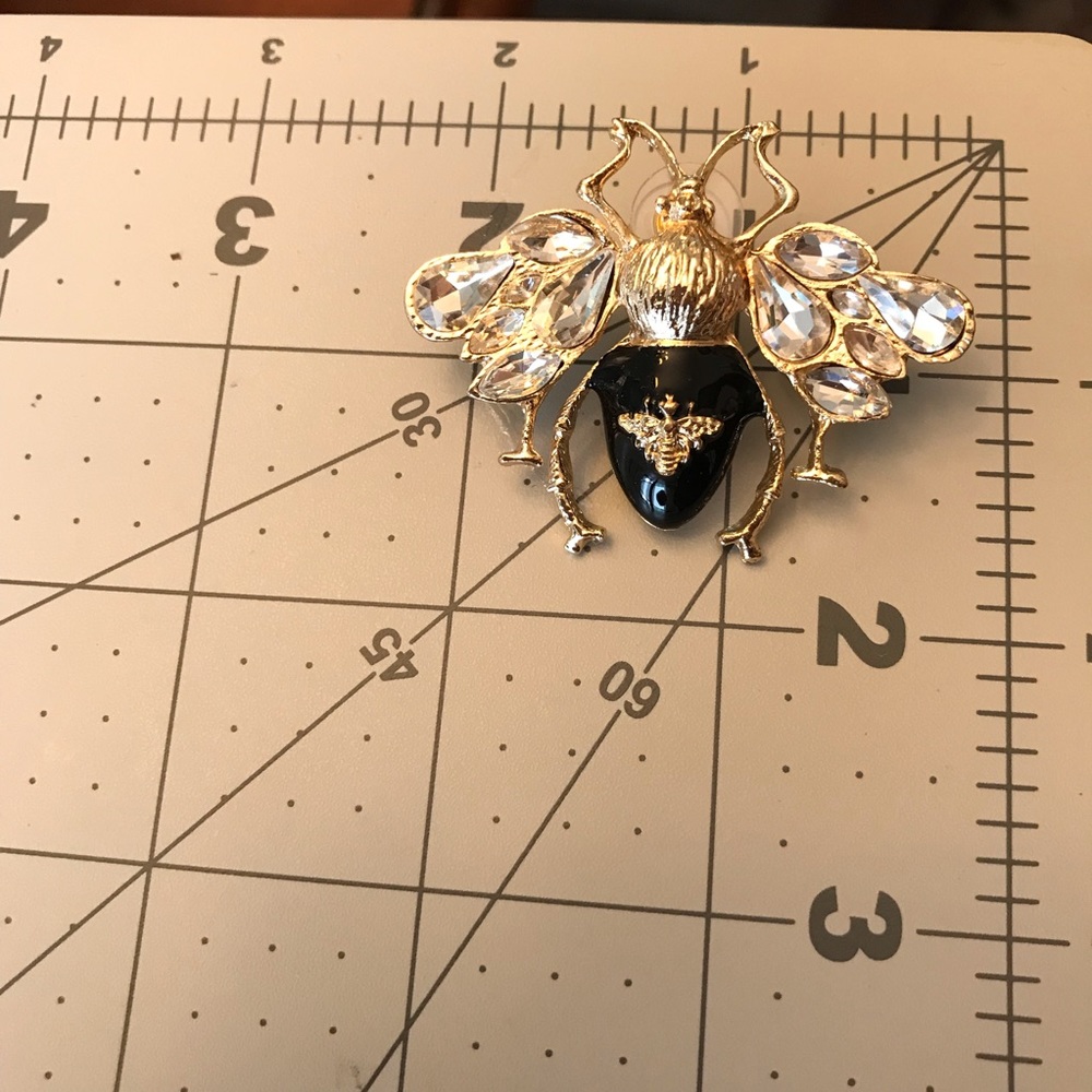 Bee Earrings - Picture 2 of 2